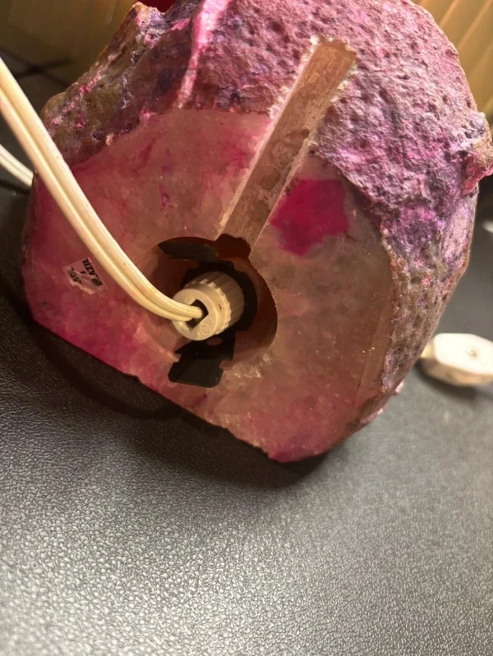Natural Pink Agate Slice Geode Crystal Accent Table Lamp